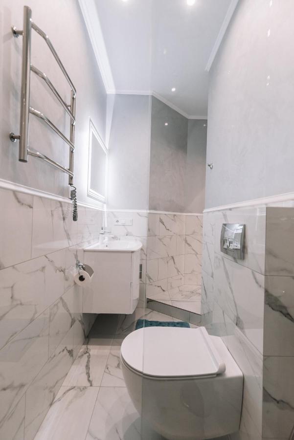 Royal Tower Vip Smart Apartments 1 Kijev Kültér fotó