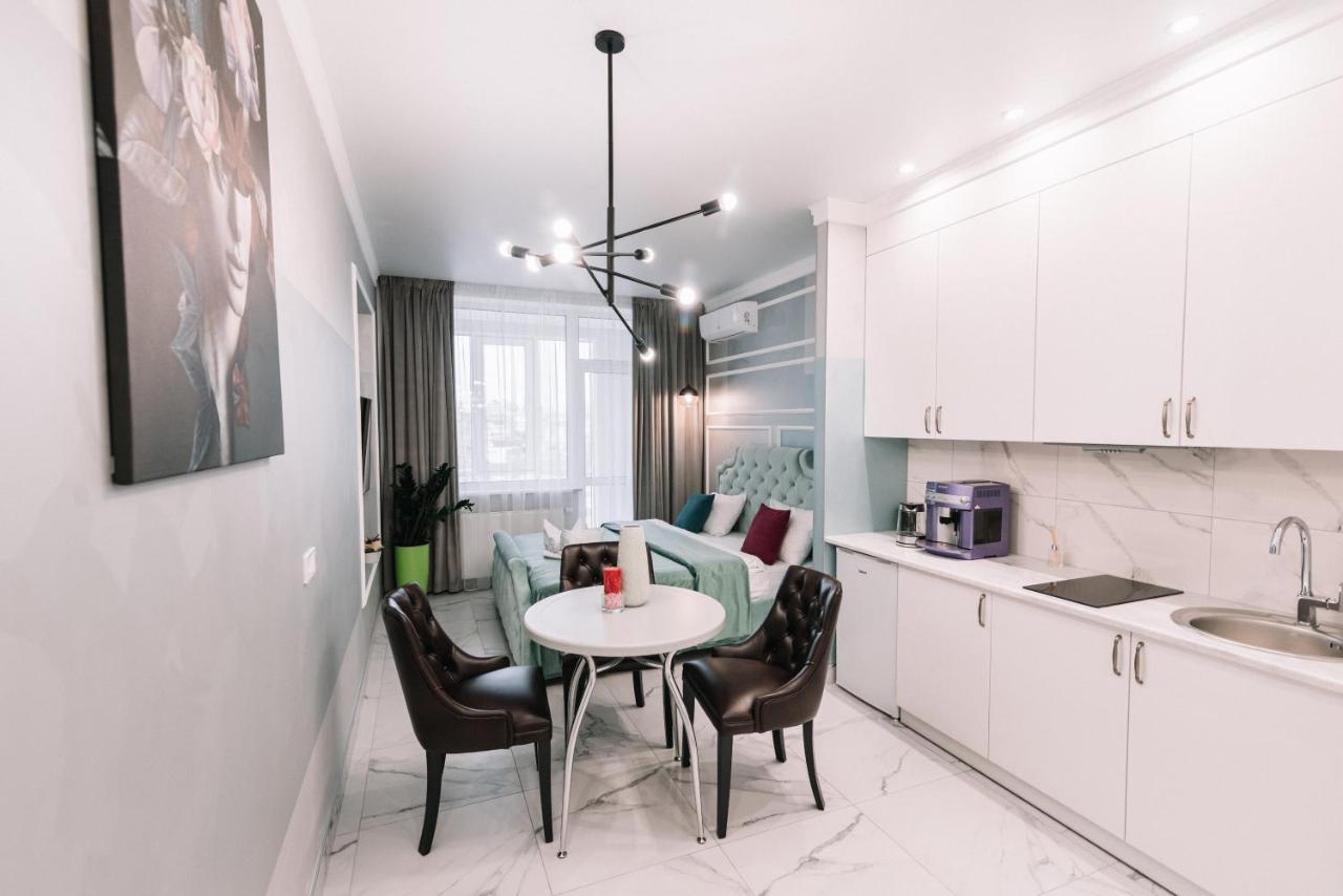 Royal Tower Vip Smart Apartments 1 Kijev Kültér fotó