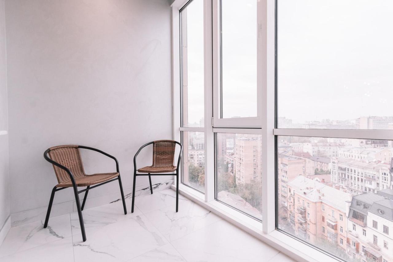 Royal Tower Vip Smart Apartments 1 Kijev Kültér fotó