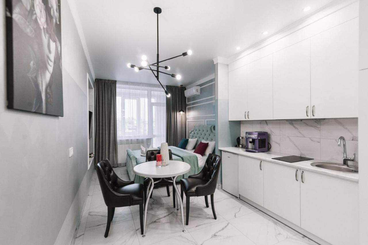 Royal Tower Vip Smart Apartments 1 Kijev Kültér fotó