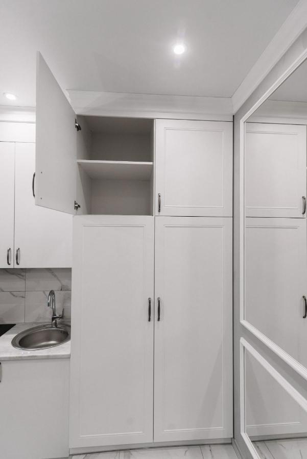 Royal Tower Vip Smart Apartments 1 Kijev Kültér fotó