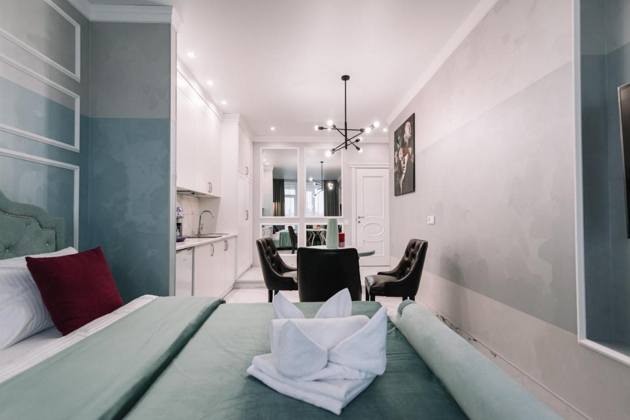 Royal Tower Vip Smart Apartments 1 Kijev Kültér fotó